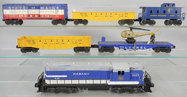 LIONEL TRAIN SET (1 of 1)
