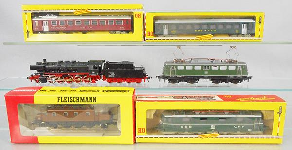 FLEISCHMANN TRAIN LOT (1 of 1)