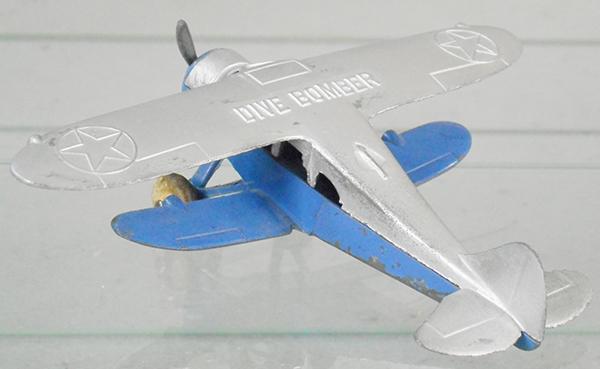 TOOTSIETOY 718 WACO DIVE BOMBER (1 of 2)