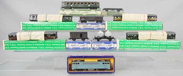 HORNBY MECCANO ACHO TRAINS (1 of 1)