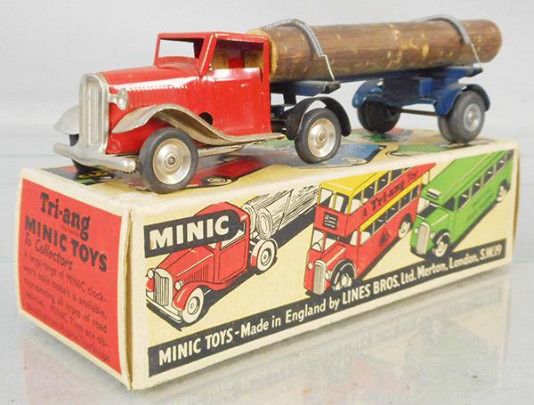 MINIC 74M ARTICULATED LOG LORRY (1 of 2)