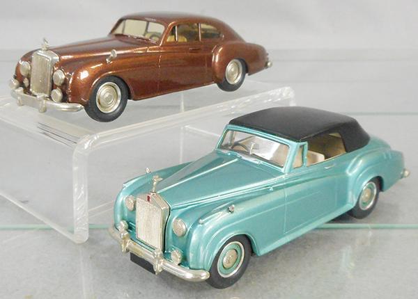 2 GRAND PRIX MODELS (1 of 1)