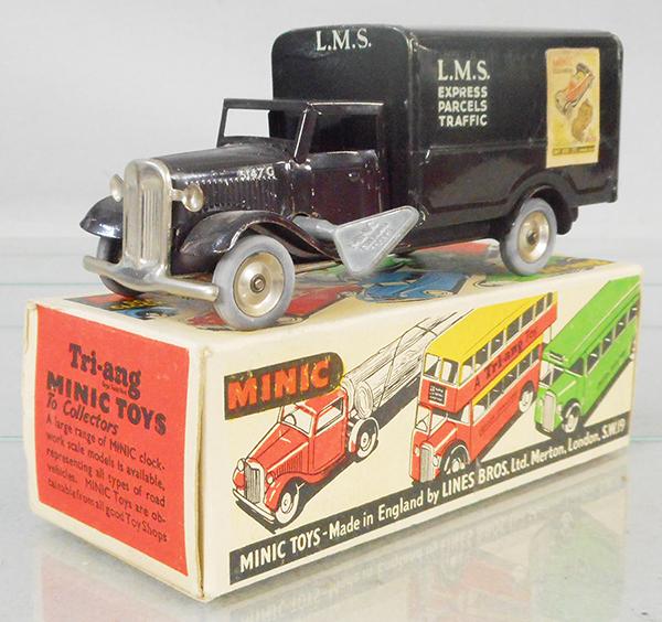 MINIC 80M LMS VAN (1 of 2)
