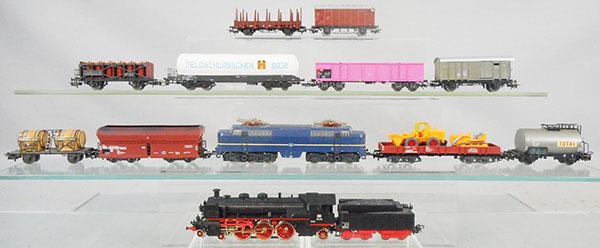 2 MARKLIN TRAIN SET (1 of 1)