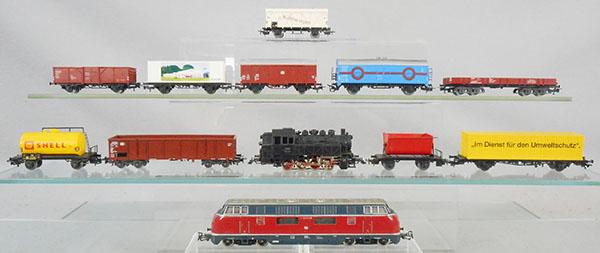 2 MARKLIN TRAIN SETS (1 of 1)