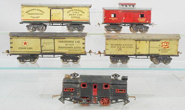 IVES TRAIN SET (1 of 2)