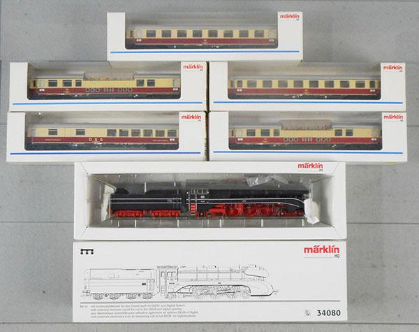 MARKLIN TRAIN SET (1 of 1)