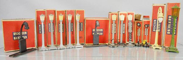 LIONEL ACCESSORIES (1 of 1)