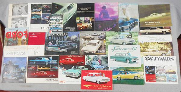 25 FORD AUTO BROCHURES (1 of 1)