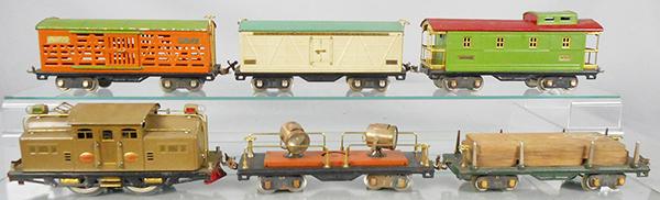 LIONEL TRAIN SET (1 of 2)