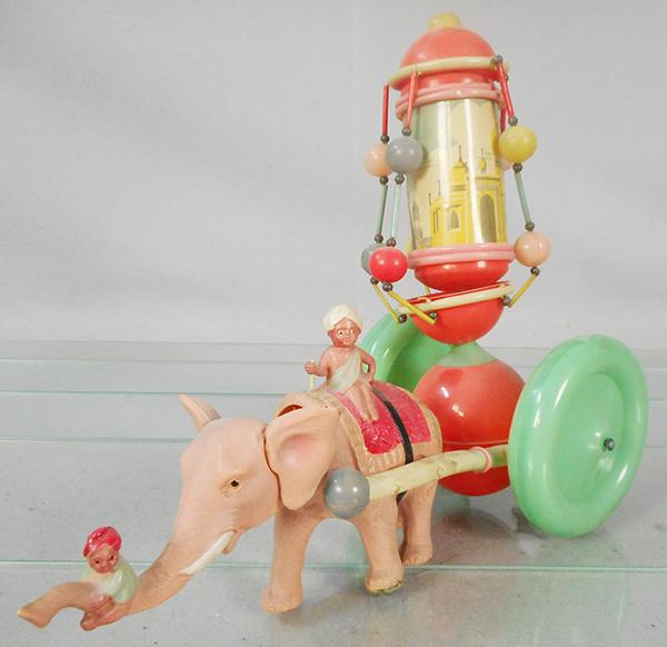 JAPANESE CELLULOID ELEPHANT TOY (1 of 2)