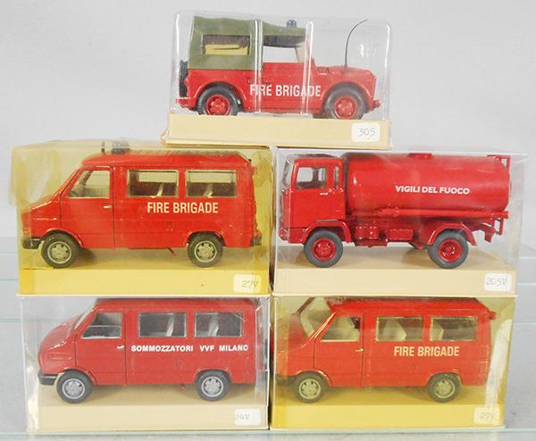 5 OLD CARS FIRE VEHICLES (1 of 1)