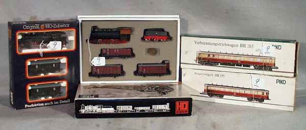 piko train set