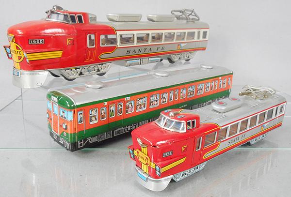 3 JAPANESE TRAINS (1 of 1)