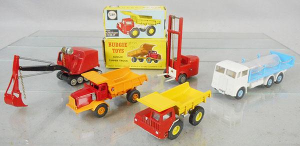 5 DIE CAST VEHICLES (1 of 1)