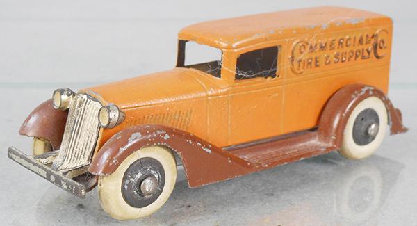 TOOTSIETOY GRAHAM COMMERCIAL TIRE VAN (1 of 2)