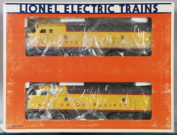 LIONEL UP TRAIN SET