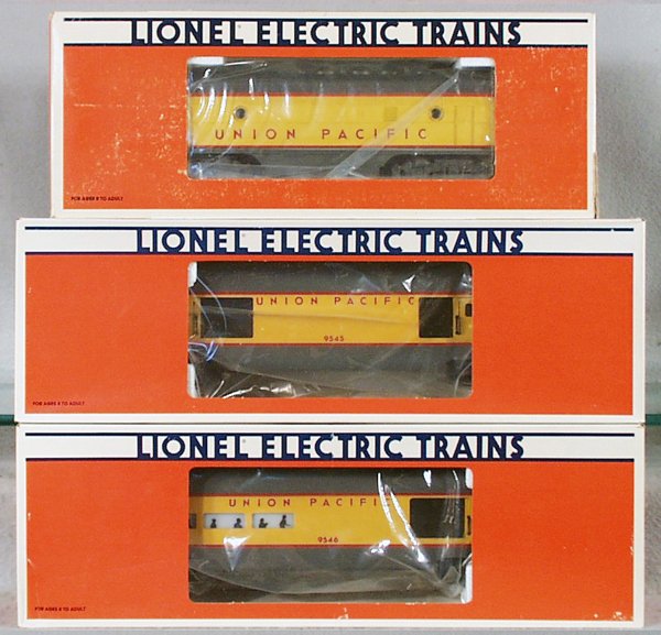 LIONEL UP TRAIN SET - 2