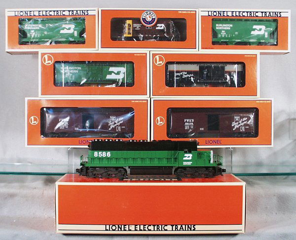 LIONEL TRAIN SET: O ga, 18208 BN SD40 w/cars 2 #6134, 29251, 2 #52176, 17807, 52178, orig boxes, C9. Please read & understand all Terms and Conditions before bidding including those for international shipping.