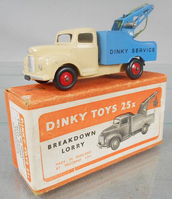 DINKY 25X BREAKDOWN LORRY (1 of 2)