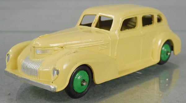 DINKY 39B CHRYSLER (1 of 2)