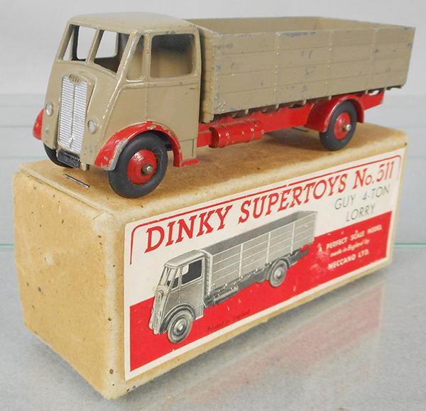DINKY 511 GUY LORRY (1 of 2)