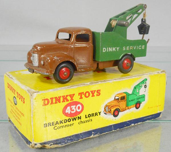 DINKY 430 COMMER BREAKDOWN LORRY (1 of 2)