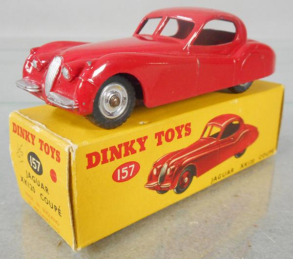 DINKY 157 JAGUAR (1 of 2)