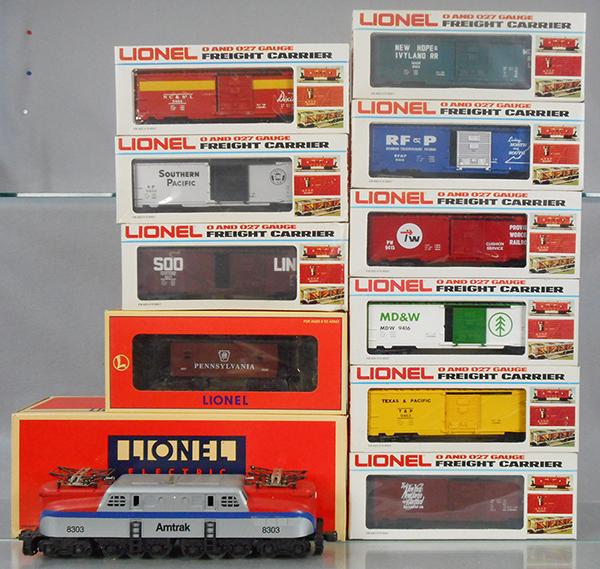 LIONEL AMTRAK FREIGHT SET (1 of 1)