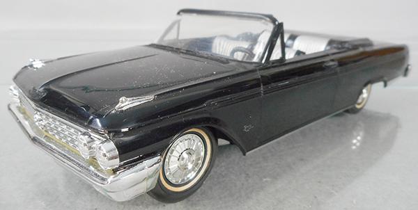 AMT 1962 GALAXIE PROMO: black w/silver seat inserts, C8.