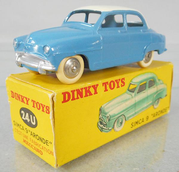 FRENCH DINKY 24U SIMCA ARONDE (1 of 2)