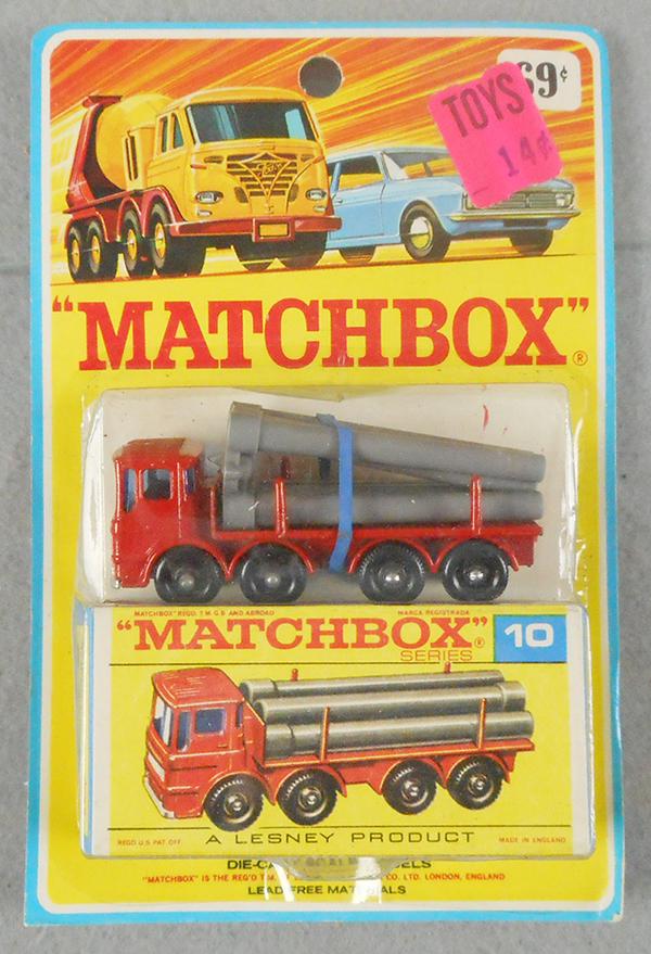 MATCHBOX 10D1 PIPE TRUCK BLISTER PACK (1 of 1)