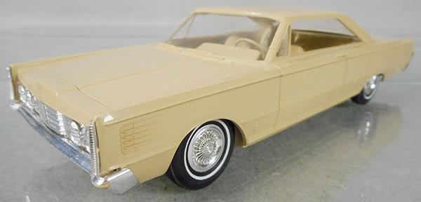 AMT 1965 MERCURY PARKLANE PROMO: beige, friction working, C8-9.
