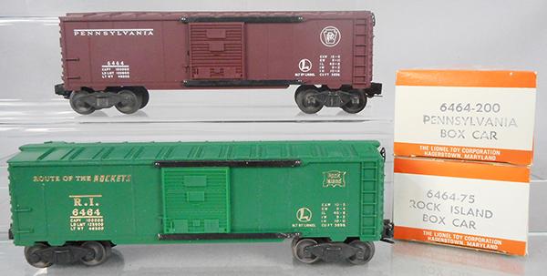 2 LIONEL 6464 BOX CARS (1 of 2)