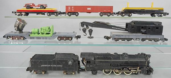 AMERICAN FLYER TRAIN SET (1 of 2)
