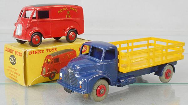 2 DINKY VEHICLES: 260 Royal Mail Van, red, orig box worn, 417 Leyland Comet, dark blue & yellow w/red hubs, C7-8.