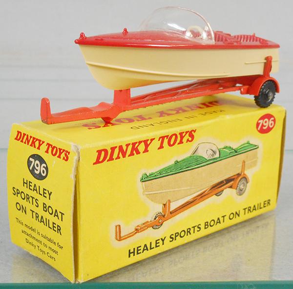 DINKY 790 HEALEY SPORTS BOAT: orange trailer, cream hull, red top, orig box, C9.
