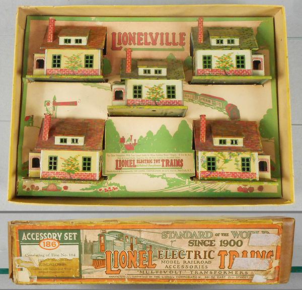 LIONEL 186 ACCESSORY SET: O ga, 5 #184 bungalows, litho tin, orig box & insert minor wear, top has tape repair on corners, C7-8.