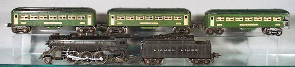 LIONEL TRAIN SET: O ga, 224 loco, missing both jewels, 2224W tender, die cast, 2 #2640 Pullmans, 2641 obsv, w/gray platform, C5-6.