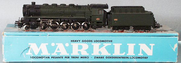 MARKLIN 3046 LOCO & TENDER: HO ga, orig box worn, C7.