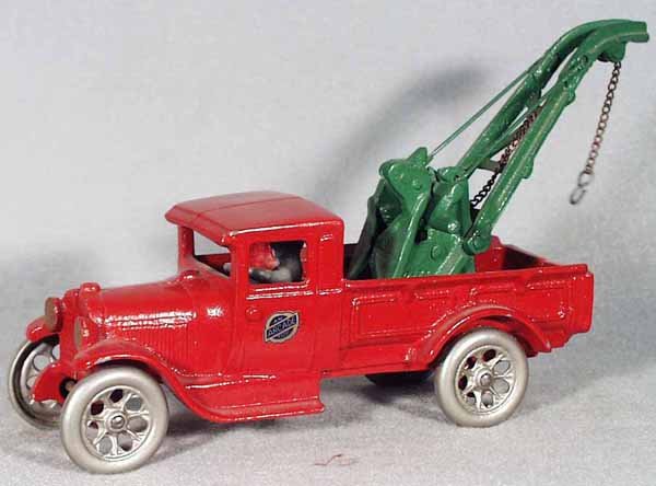 ARCADE TOW TRUCK: painted cast iron, 8 1/4 in long, restored, C8.