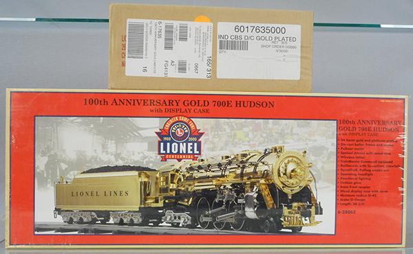 LIONEL 28062 GOLD 700E HUDSON SET: O ga, Trainmaster Command Control, RailSounds, Tower Com, Crew Talk, Dyna Chuff, factory sealed in orig set box, w/17635 goldplated caboose, C10.