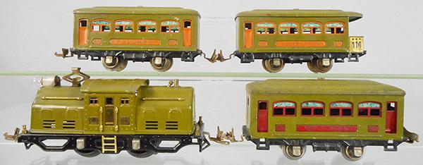 LIONEL TRAIN SET: O ga, 252 loco, rewheeled, 2 #529 Pullmans, 1 is mismatched, w/oxidation spots, 530 obsv, C5-6.
