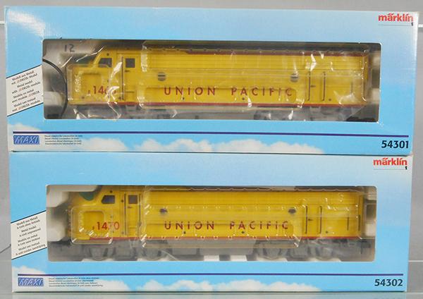 MARKLIN MAXI 54301-54302 UP DIESELS: 1 ga, Delta equipped, orig boxes & inserts minor wear, C9.