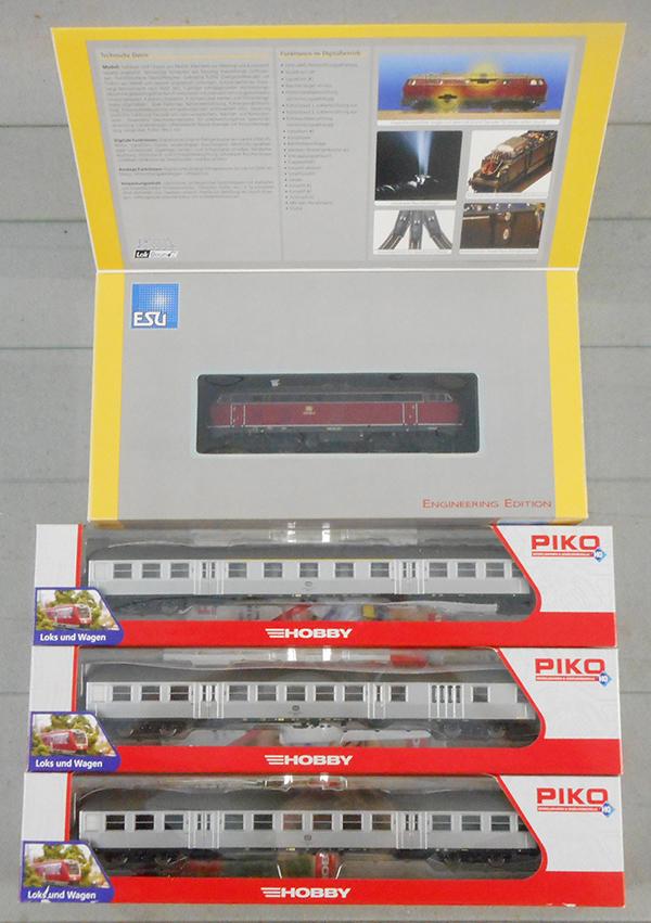 ESU & PIKO GERMAN TRAIN SET: HO ga, 2-rail, ESU 32020 digital loco w/sound & smoke, Piko 57650, 57651, 57652 coaches, orig boxes & inserts, C9.