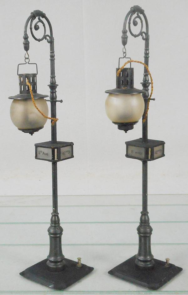 2 BING 532/12 STREET LAMPS: O ga, 14 1/2 in tall, electric, street sign lists 5th Ave/42nd St, C7-8.