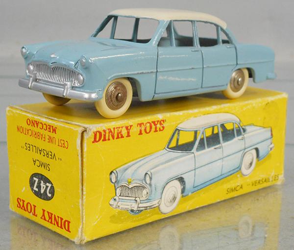 FRENCH DINKY 24Z SIMCA VERSAILLES: blue & white, surface oxidation on hubs, orig box minor wear, C7-8.