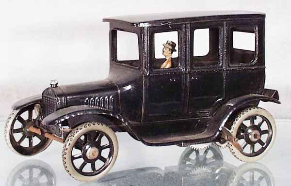 BING FORD MODEL T: litho tin, windup working, 6 1/4 in long, C6-7.