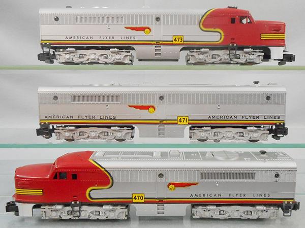 AMERICAN FLYER 4713 SANTA FE ABA DIESELS: S ga, 470 power A, missing horns, 471 B unit w/air chime, 473 dummy A, w/orig wraps, minor wear, C7-8.