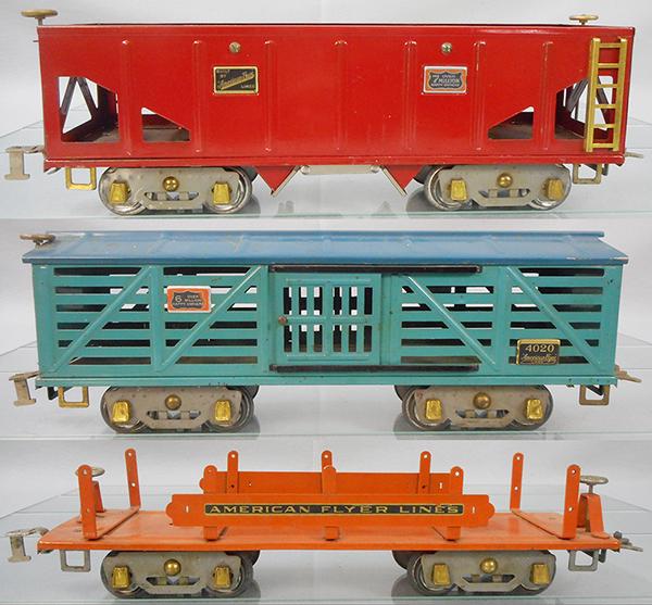3 AMERICAN FLYER FREIGHT CARS (1 of 3)